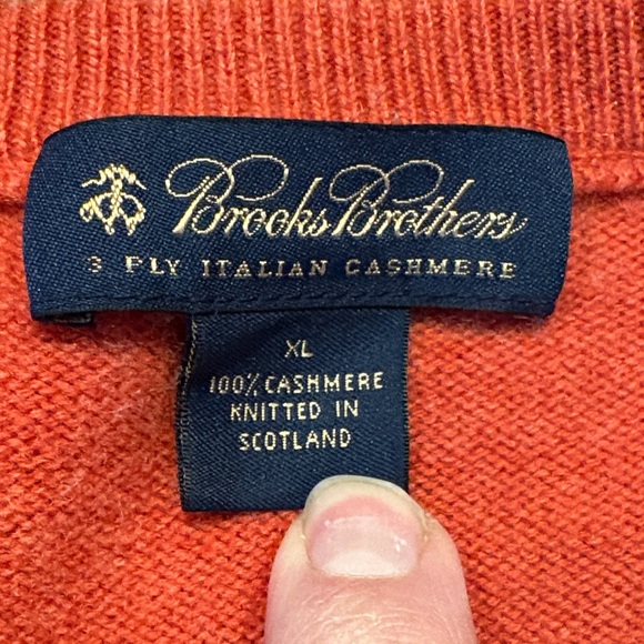 Brooks Brothers Italian Cashmere Sweater - Picture 2 of 9
